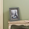 Creative photo display table picture frame, antique wood grain text photo frame, multiple options available for decoration and home decoration. Creative photo display table picture frame. Tel: 093627618 Application Scenario